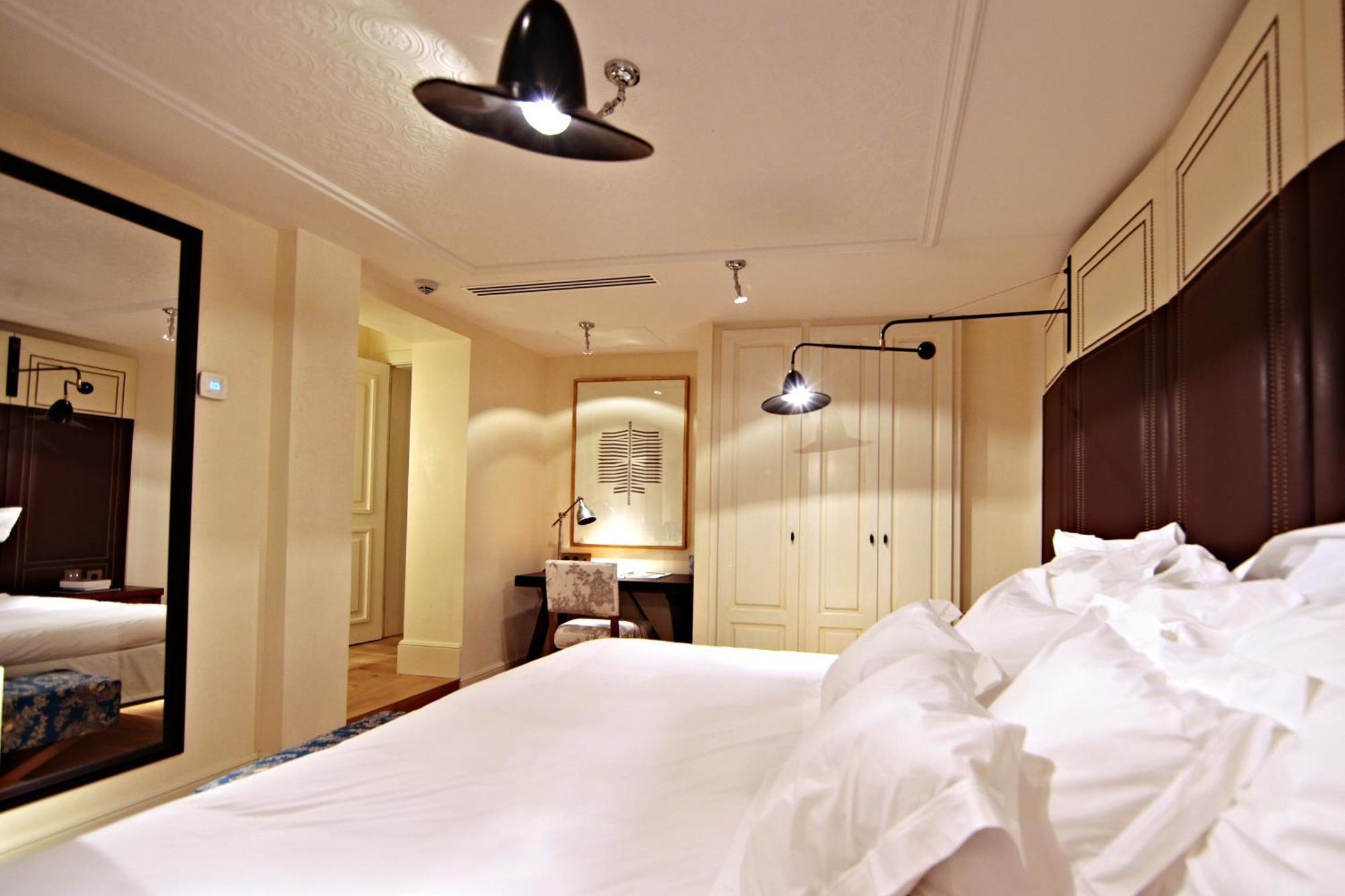 Hotell Cort 4*