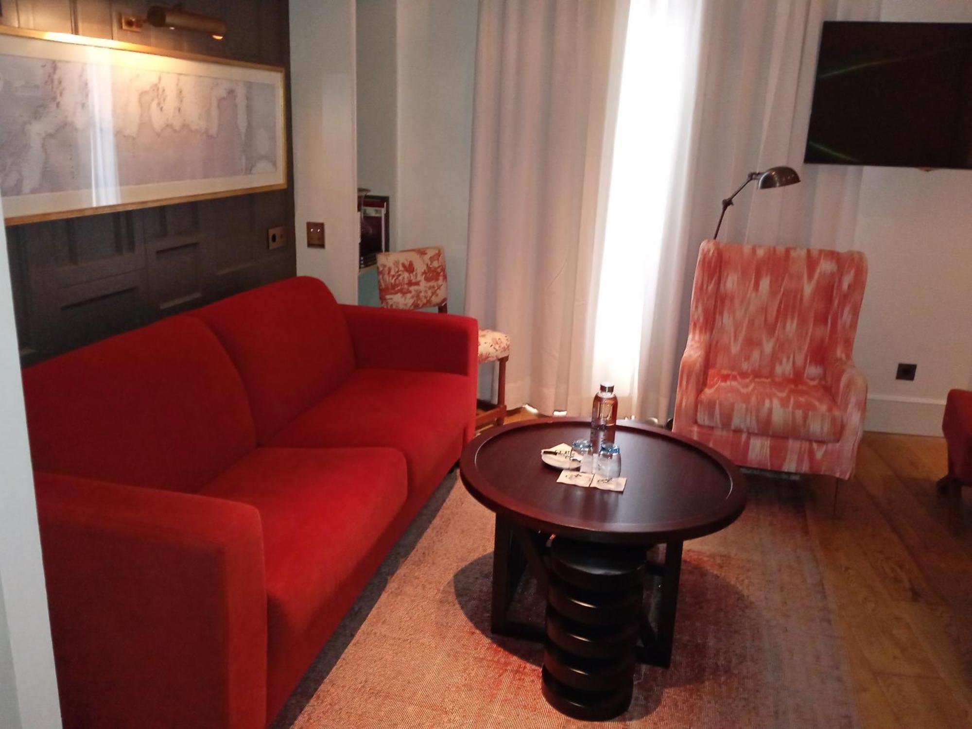 Cort Hotell