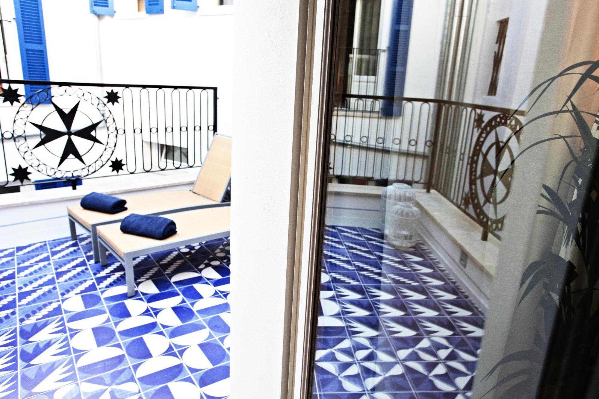 Cort Hotel 4*